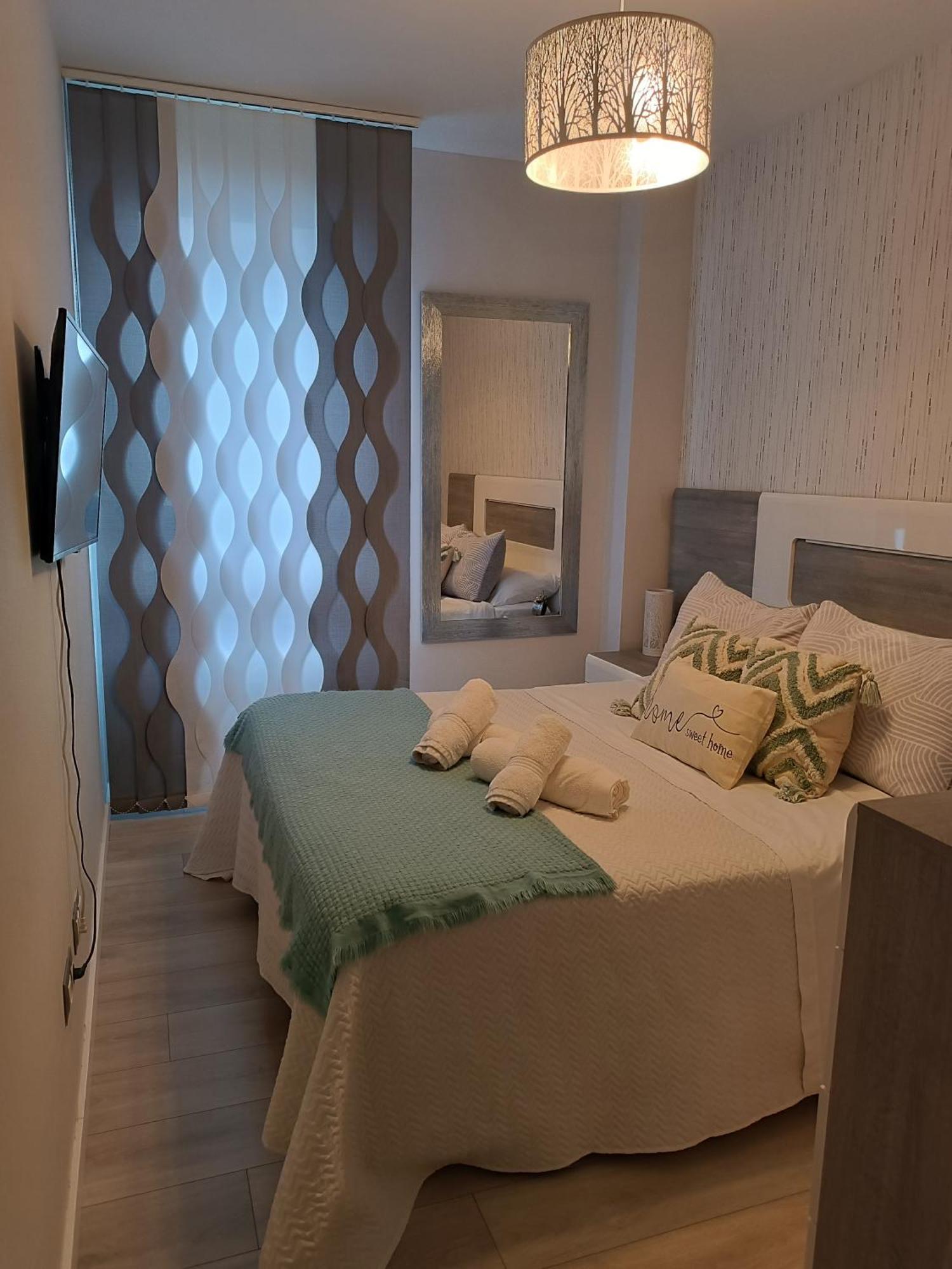 Apartmán ¡Al Lado De La Clinica Oftalmologica Vega! Oviedo Exteriér fotografie
